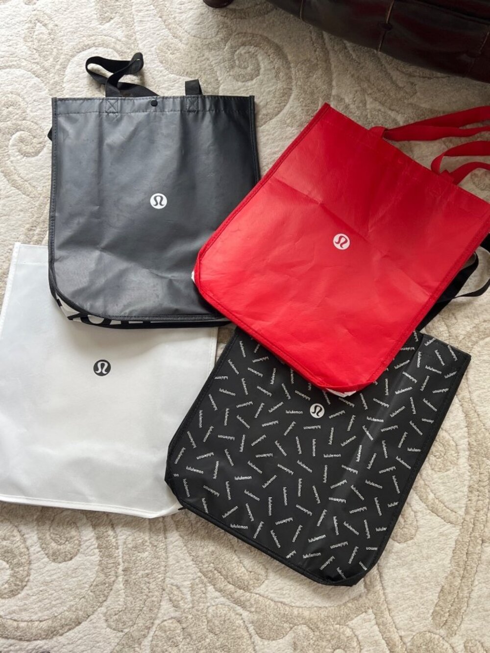LULULEMON Reusable Shopping Tote Gift Bags Lot of 4 Large 16x14x6 New